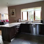 Casa de Férias Stylish 4 Bedroom House By The Sea Wexford
