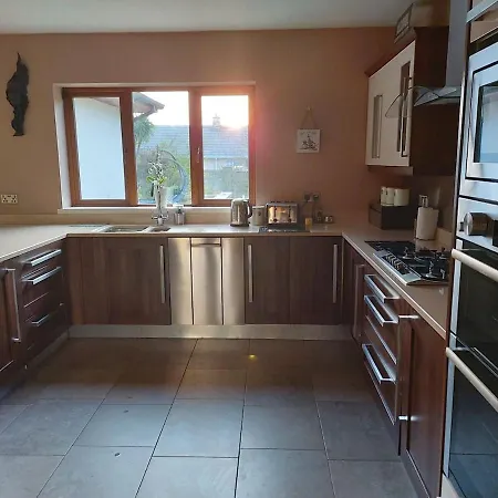 Stylish 4 Bedroom House By The Sea * Wexford