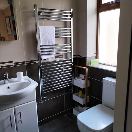 Ferienhaus Stylish 4 Bedroom House By The Sea *