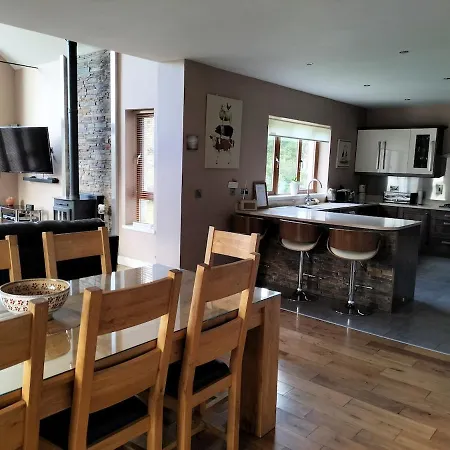 Stylish 4 Bedroom House By The Sea Wexford