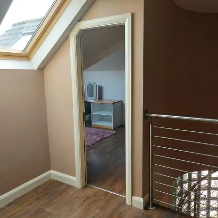 Ferienhaus Stylish 4 Bedroom House By The Sea *